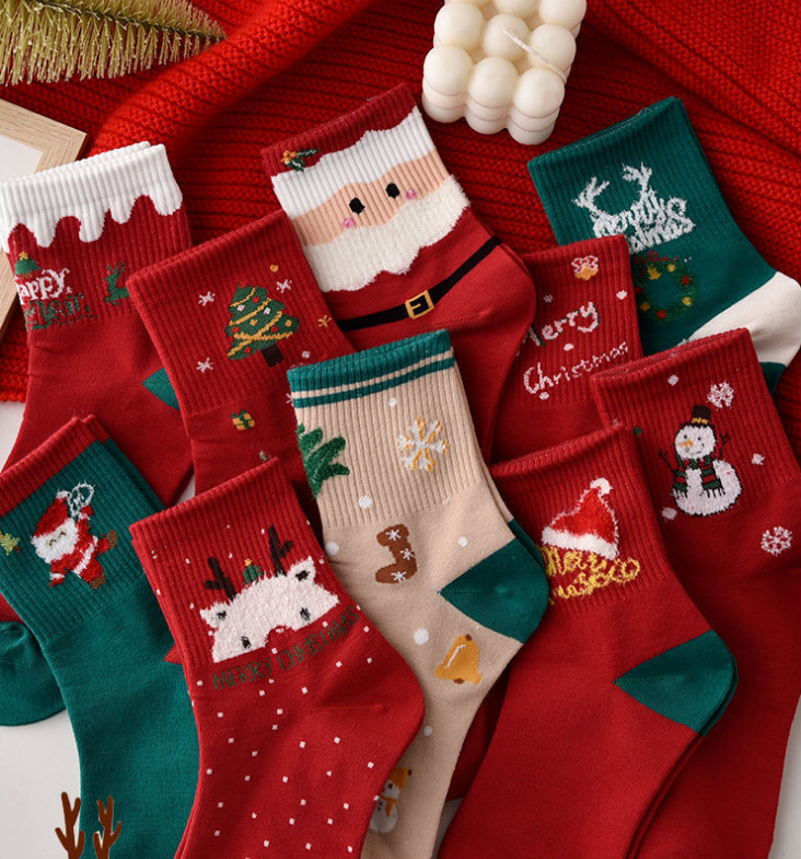 《現貨》本命年紅襪子聖誕中筒襪(5雙一組)