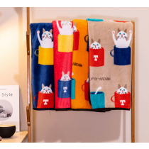 日系貓咪法蘭絨空調保暖小毯